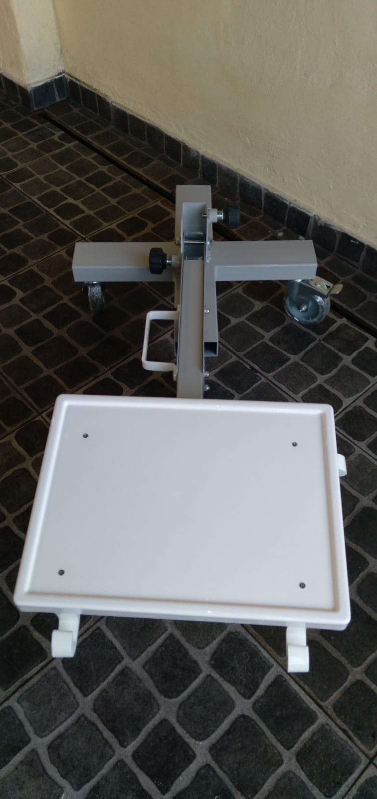 Carro plegable para ecógrafo mindray x7